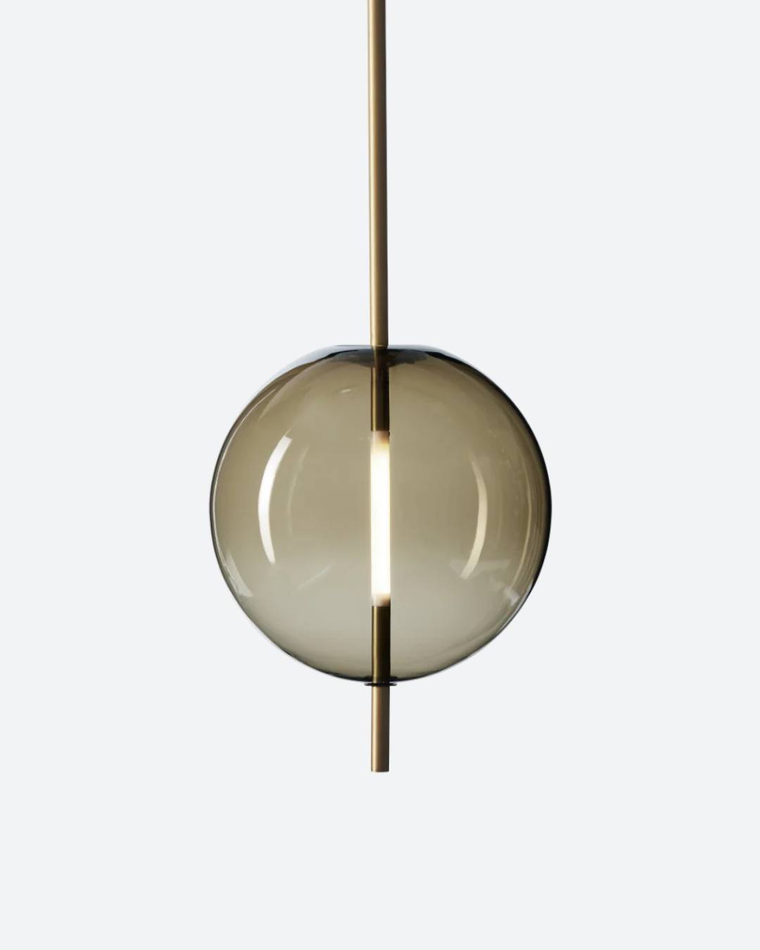 Burbulo formos pakabinamas šviestuvas su dūminto stiklo gaubtu