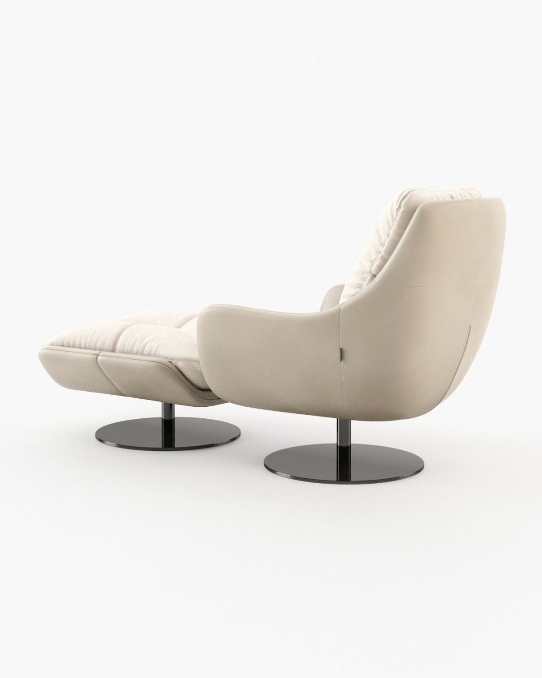 Minkštas fotelis su pakoju, nuotrauka baltame fone