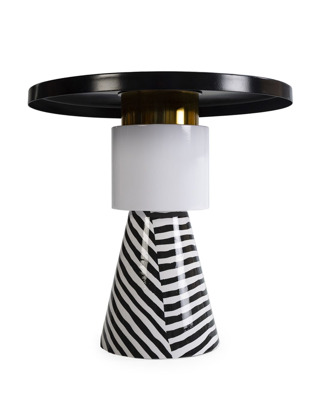 Zebro rašto apvalus kavos staliukas