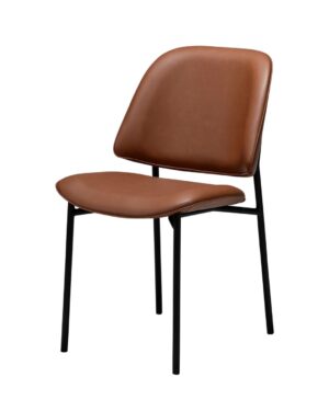 Dirbtinės odos ruda OHMY kėdė – subtiliai užapvalta sėdimoji dalis ir atlošas, grakščios kojelės