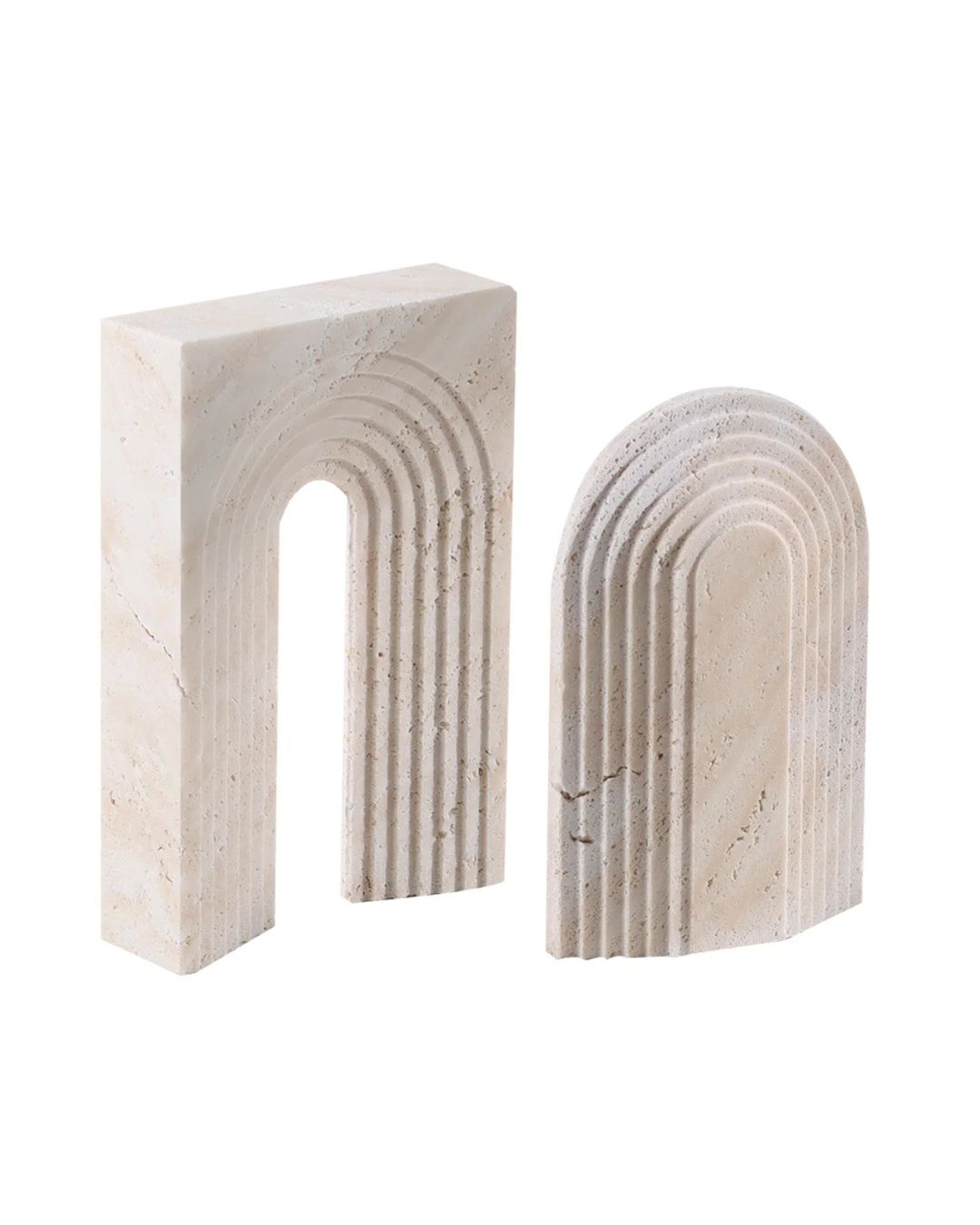 Skulptūra iš travertino akmens