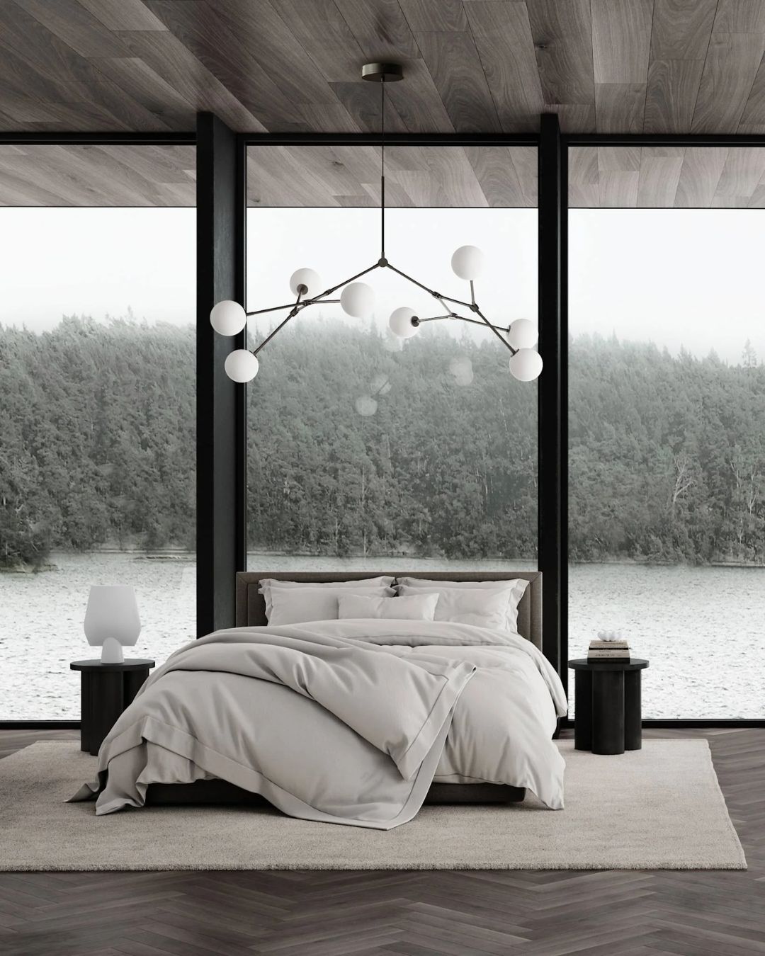 Pakabinamas šviestuvas su baltais opaliniais gaubtais