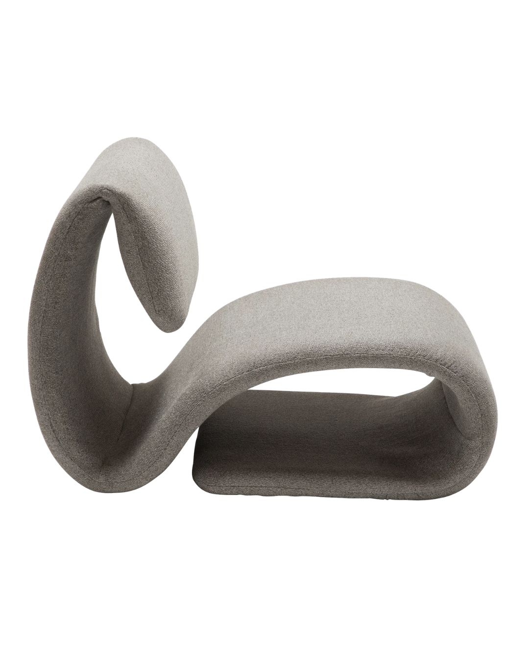 Žaismingos formos išlankstytas fotelis, švelniai pilkos spalvoa