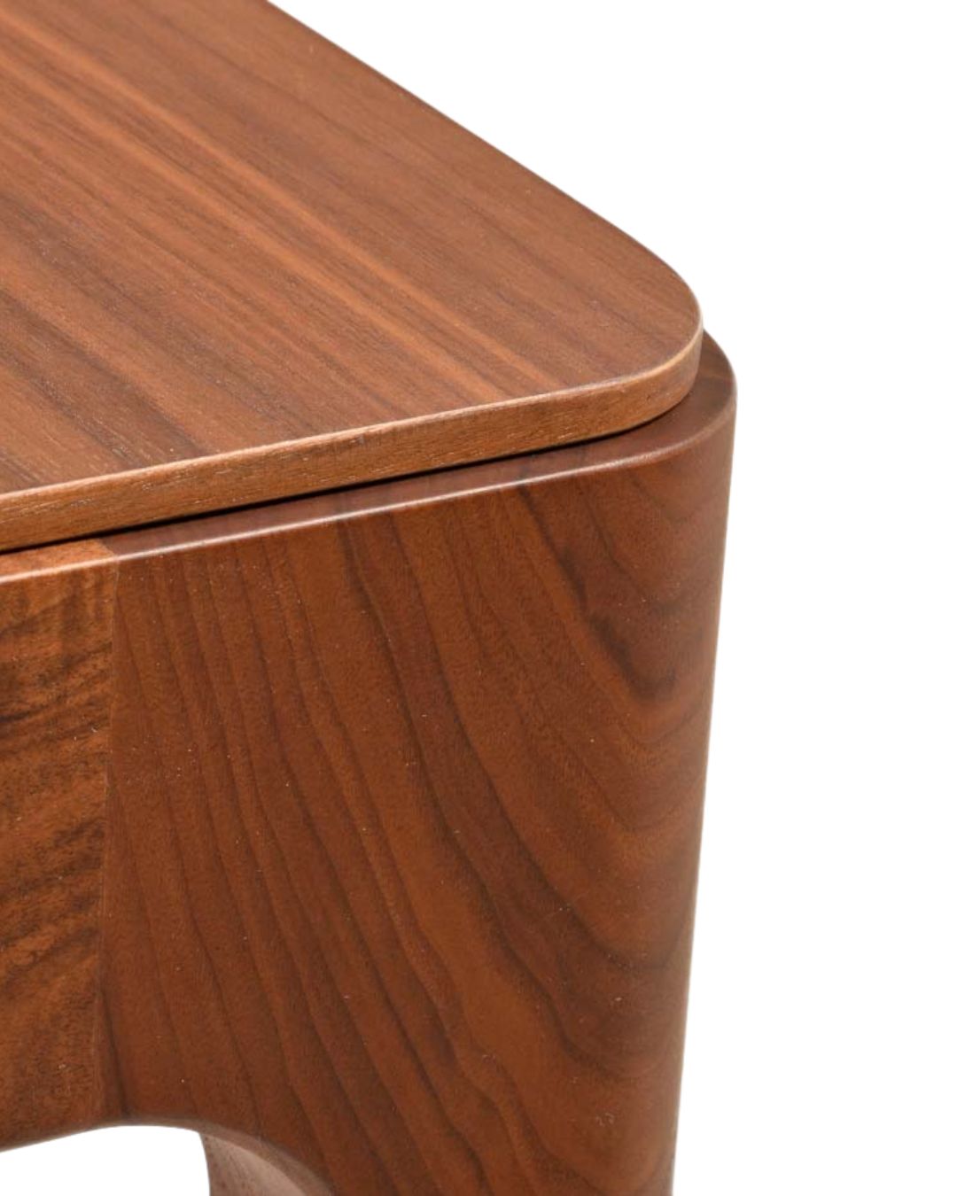 Stačiakampio formos medinis valgomojo stalas