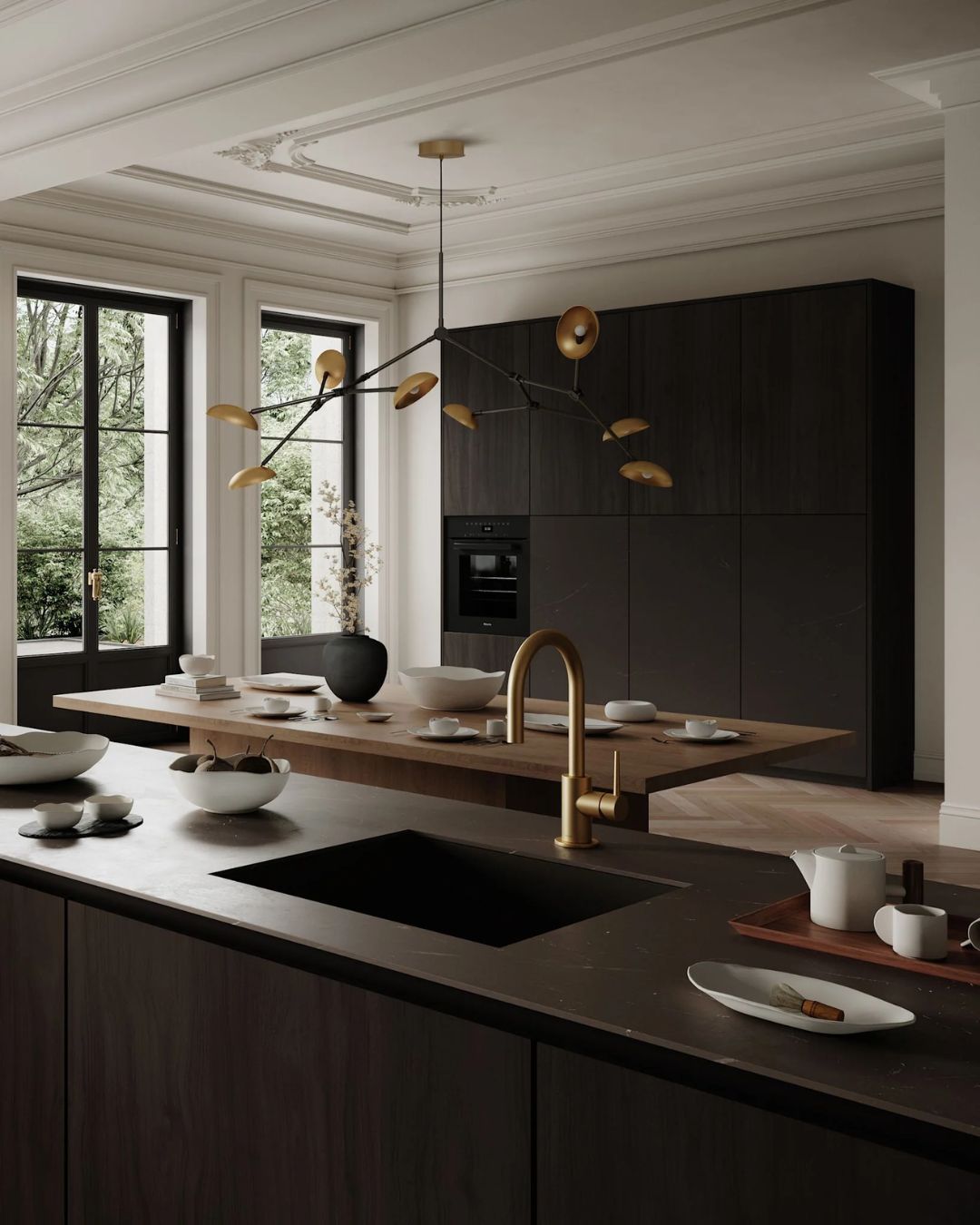 Aukso spalvos pakabinamas šviestuvas Drop Chandelier