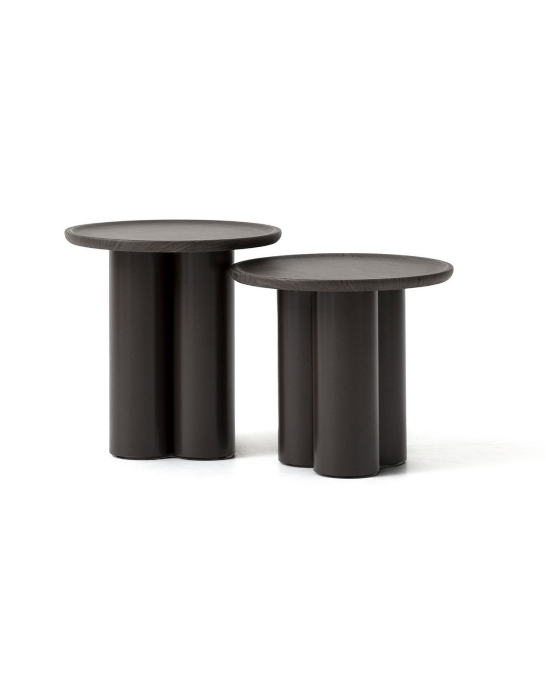 Arel mediniai apvalūs šoniniai staliukai