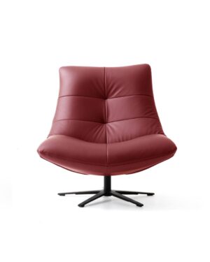 Raudonos spalvos odinis fotelis ant metalinės besisuskančios kojelės