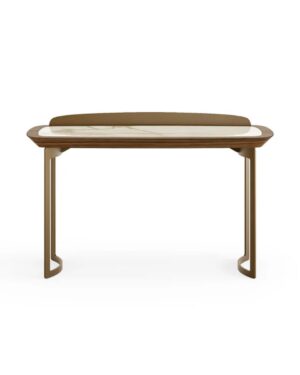 Modernus darbo stalas su metalinėmis kojelėmis