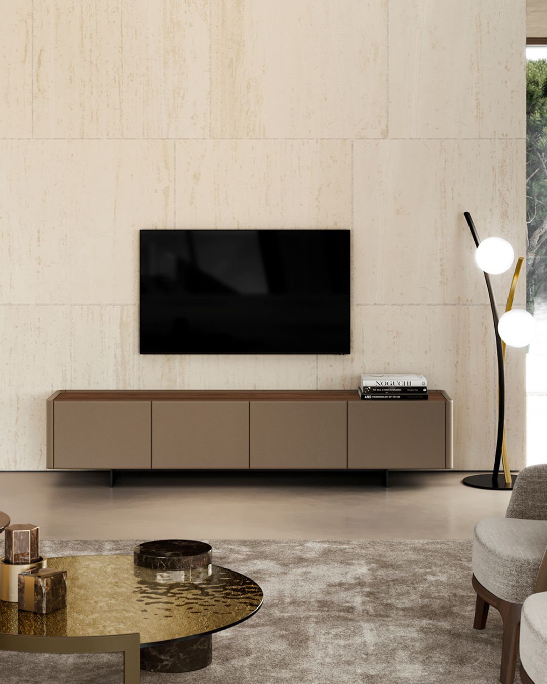 Pailgas minimalistinio dizaino TV baldas su 4 durelėmis. Nuotrauka moderniame interjere.